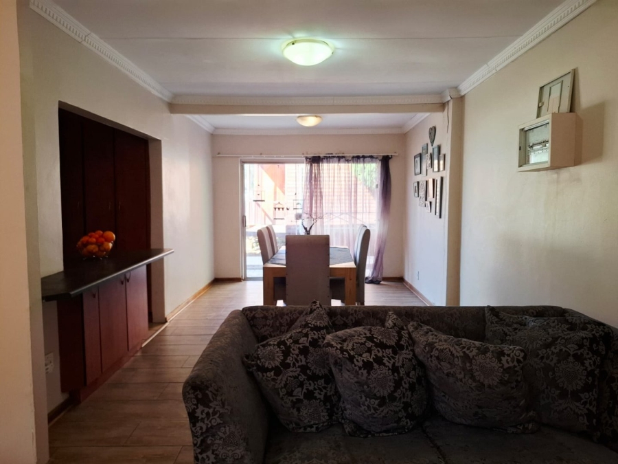 5 Bedroom Property for Sale in Wilgehof Free State